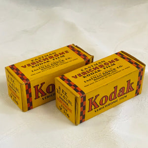 Vintage Cameras & Photography Accessories