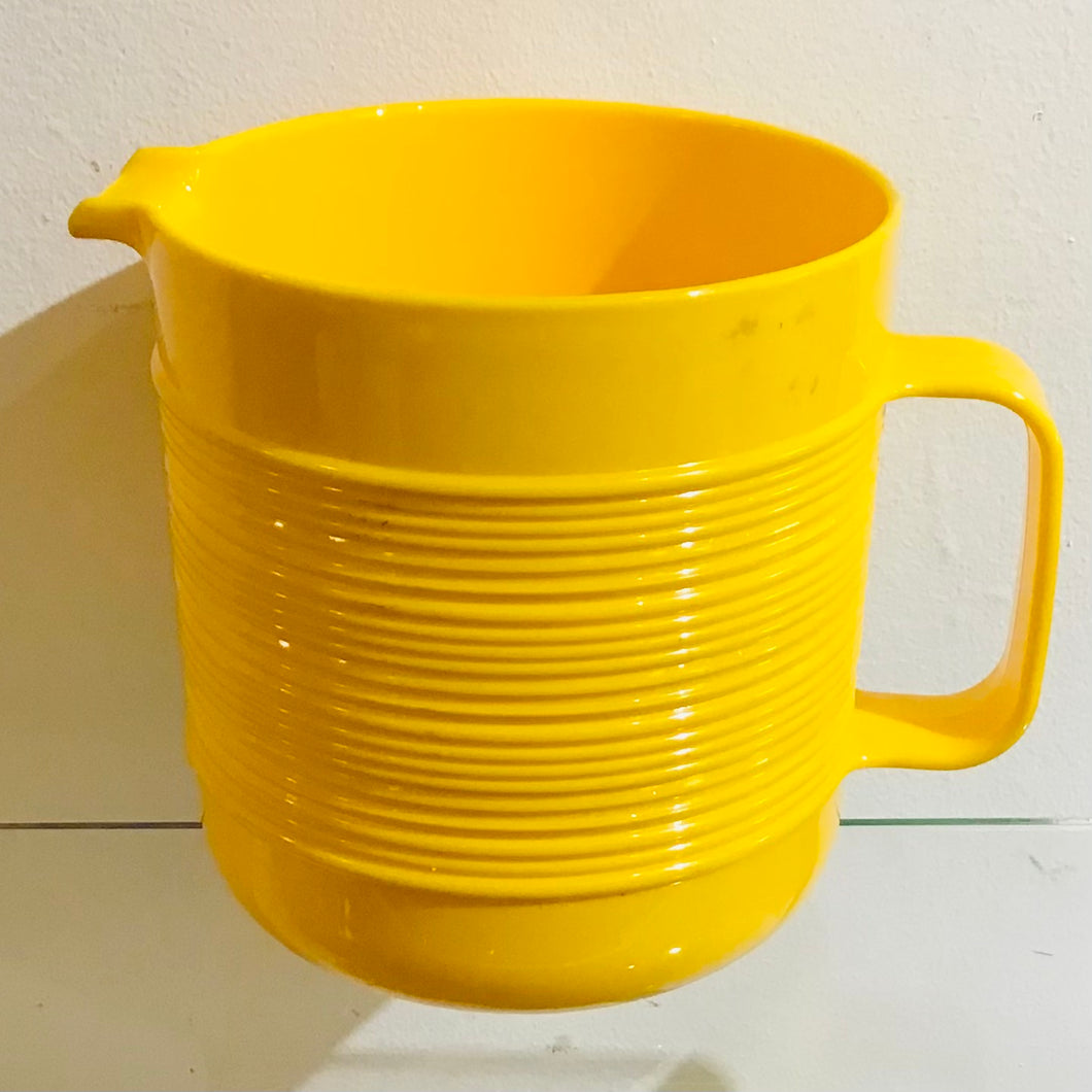 Vintage Rubbermaid Jug & Earthentic-Ware Mugs