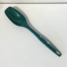 Load image into Gallery viewer, Vintage Plastic Kitchen Utensils