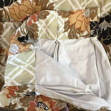 Load image into Gallery viewer, 1970s Pinch Pleat Curtain Pain