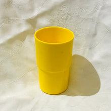 Load image into Gallery viewer, 1980s Design Motivation Ltd Plastic Dishware