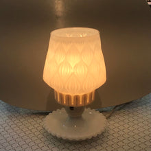 Load image into Gallery viewer, Vintage Milk Glass Lamp