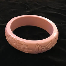 Load image into Gallery viewer, Carved Bangle Bracelets