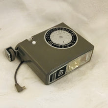 Load image into Gallery viewer, Vintage Cameras &amp; Photography Accessories