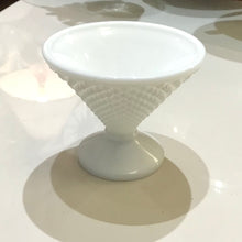 Load image into Gallery viewer, Vintage Milk Glass