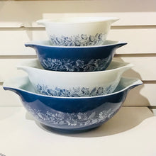 Load image into Gallery viewer, Vintage Pyrex Colonial Mist Cinderella Mixing Bowl Set