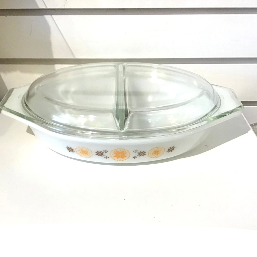 Town & Country Pyrex Casserole Dish