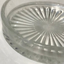 Load image into Gallery viewer, Vintage Aluminum Butter Dish