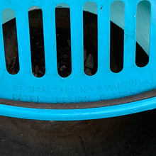 Load image into Gallery viewer, Vintage Solair Chair