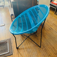 Load image into Gallery viewer, Vintage Repaired Solair Chair