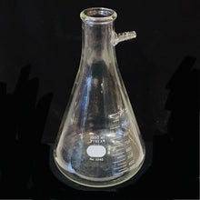 Load image into Gallery viewer, Pyrex No. 5340 Filtering Flask
