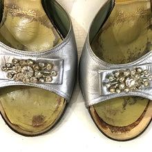 Load image into Gallery viewer, 1950s Silver Heels with Rhinestones