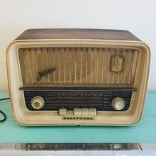 Load image into Gallery viewer, 1960s Telefunken Jubilate Tube Radio