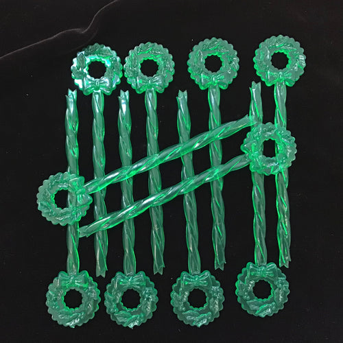 Plastic Wreath Swizzle Sticks