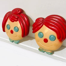 Load image into Gallery viewer, Chalkware Button Eyed Doll Pair