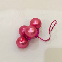 Load image into Gallery viewer, Vintage Stemmed Balls and Berries