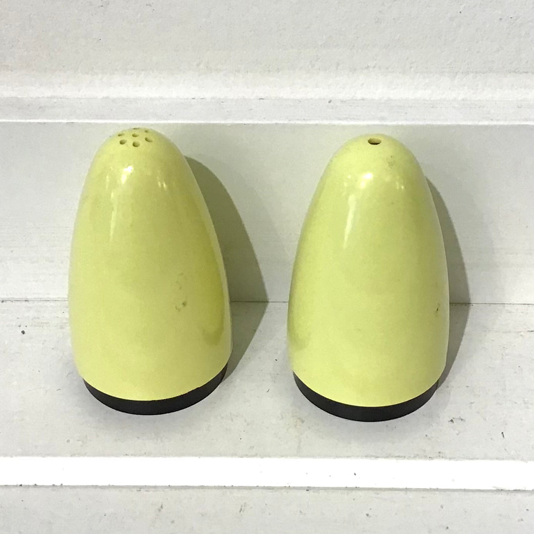 Vintage Melmac Salt & Pepper Set